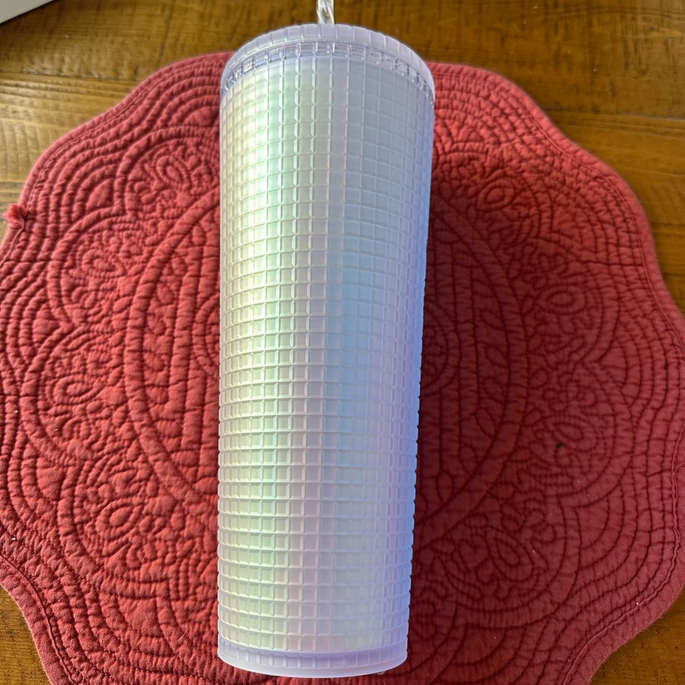 New Starbucks 2022 Venti 24 oz iridescent frosted white Tumbler.